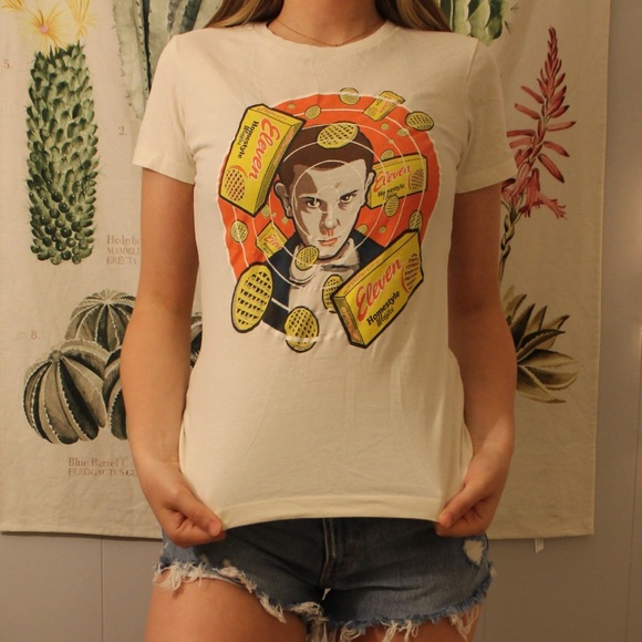 🧇🩸🧇 Stranger Things 11 eleven EGGO waffles Girly T-Shirt Netflix & chill - Picture 3 of 5